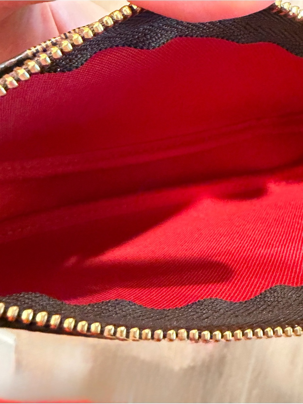 Louis Vuitton Mini Poschette Accessoires in Damier Ebene - Picture 13 of 16